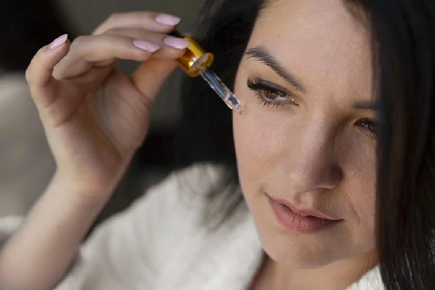 Serum and SPF 50